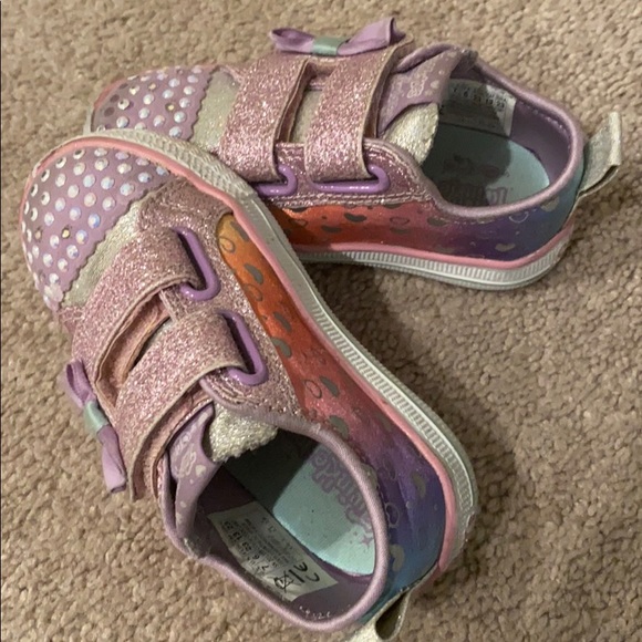 Skechers light up baby girls sneakers size 7T - Picture 3 of 3